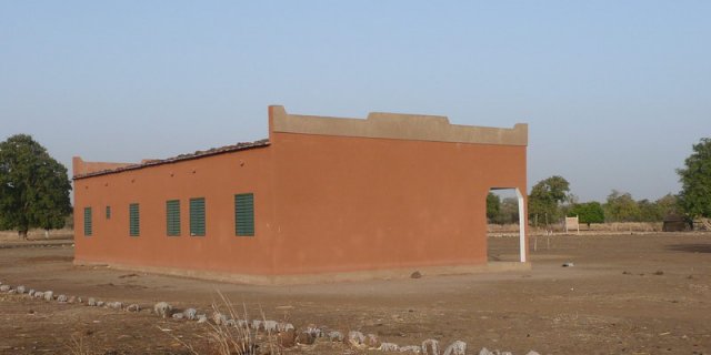 Pikeoko – Edificio polivalente adibito ad aula per assemblee e scolarizzazione adulti