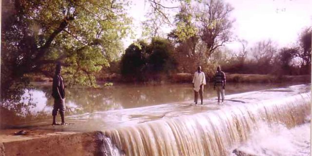 Barrage sul fiume Natambè