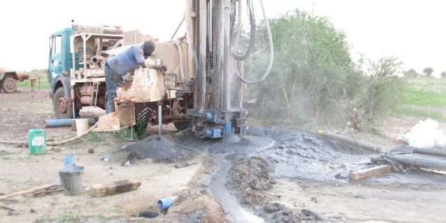 Lavori per la realizzazione del pozzo